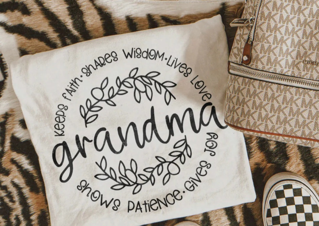 Grandma Circle E4